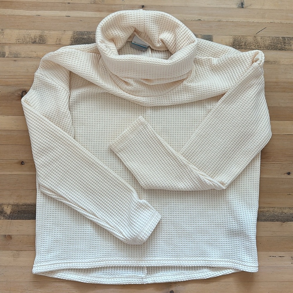 Women’s COLUMBIA Holly Hideaway Waffle Knit Cowl Neck Sweater, Size Medium